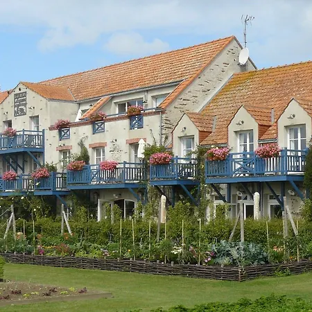 Eco-domaine La Fontaine - Hotel-spa - De La Fontaine Aux Bretons Hotel Pornic