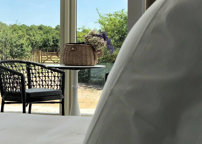 Eco-domaine La Fontaine - Hotel-spa - 300 M De La Fontaine Aux Bretons Pornic