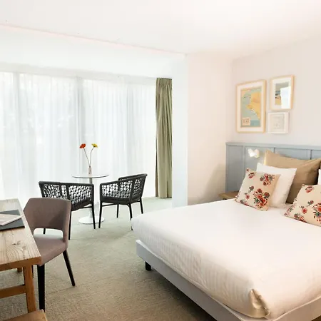 Eco-domaine La Fontaine - Hotel-spa - 300 M De La Fontaine Aux Bretons 4* ポルニック