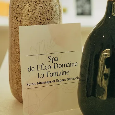 Eco-domaine La Fontaine - Hotel-spa - 300 M De La Fontaine Aux Bretons 4*
