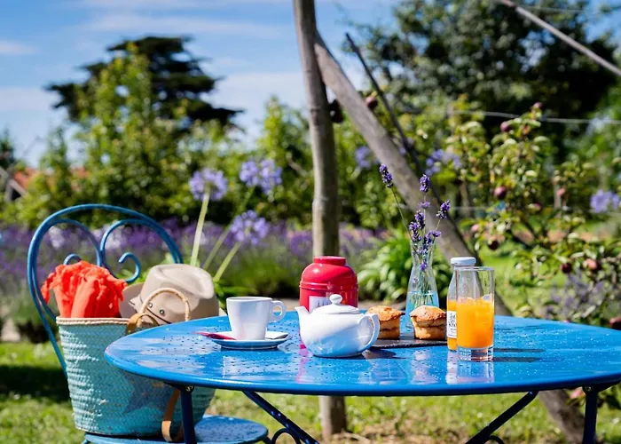 Eco-Domaine La Fontaine - Hotel-Spa - 300 M Plage De La Fontaine Aux Bretons