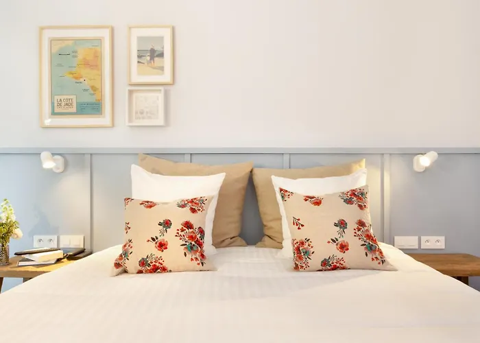 Eco-domaine La Fontaine - Hotel-spa - 300 M De La Fontaine Aux Bretons