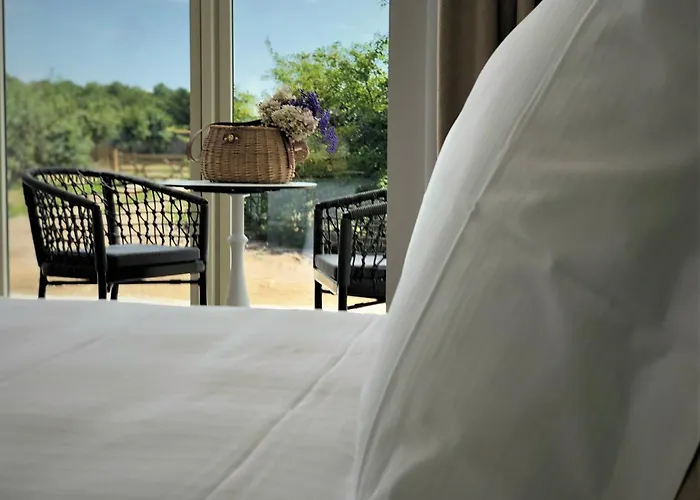 Hotel Eco-Domaine La Fontaine - Hotel-Spa - 300 M Plage De La Fontaine Aux Bretons