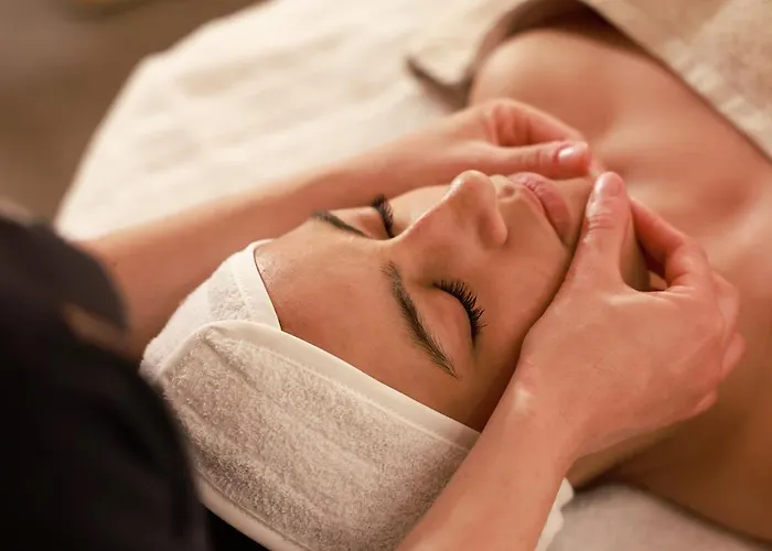 Eco-Domaine La Fontaine - Hotel-Spa - 300 M Plage De La Fontaine Aux Bretons 4* Pornic