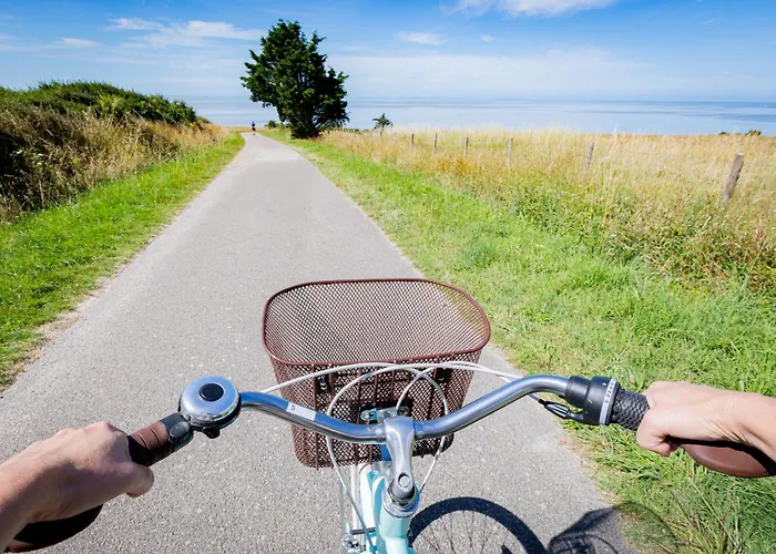 Eco-domaine La Fontaine - Hotel-spa - 300 M De La Fontaine Aux Bretons 4* Pornic