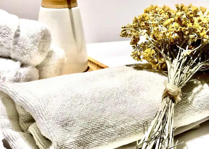 Eco-Domaine La Fontaine - Hotel-Spa - 300 M Plage De La Fontaine Aux Bretons 4* Pornic