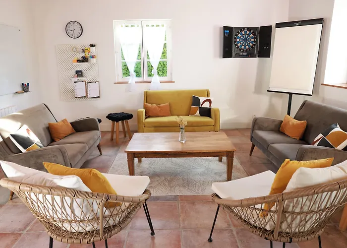 Eco-domaine La Fontaine - Hotel-spa - 300 M De La Fontaine Aux Bretons Hotel 4*